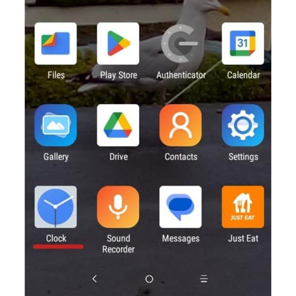 ¿Cómo configurar la alarma en su teléfono inteligente Android?