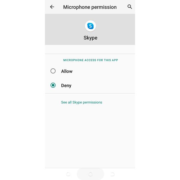 disattiva autorizzazione al microfono per le app che ti ascoltano