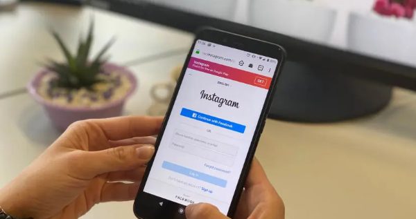 Olhos da aliança do Instagram monitoram o Instagram