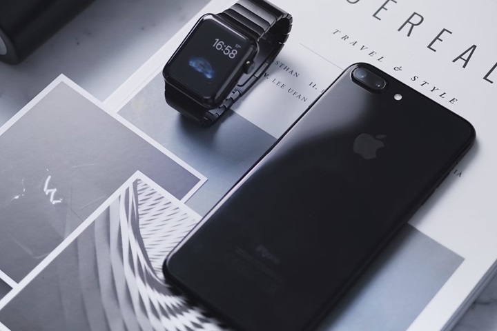 Apple WatchとiPhone