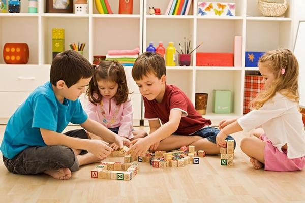 Jeux de construction physique pour les enfants