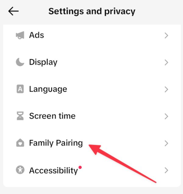 elige Emparejamiento familiar en Ajustes y privacidad