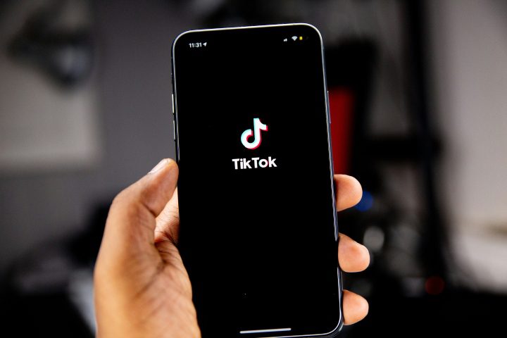 Как сделать репост в TikTok: руководство для родителей