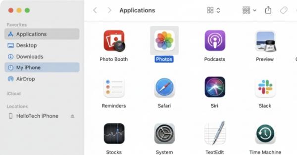 Import iPhone photos to a Mac PC using the Photos app