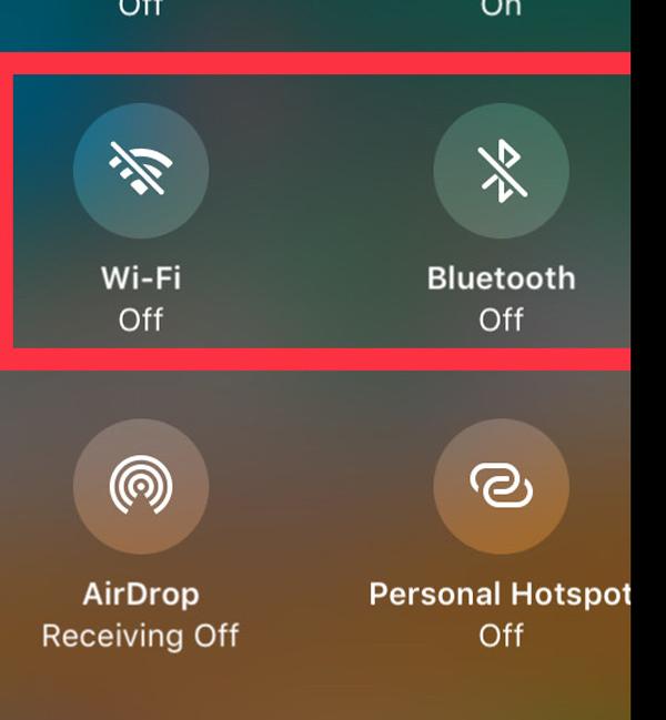 Attiva e disattiva Wi-Fi o Bluetooth Attiva e disattiva il Wi-Fi o il Bluetooth